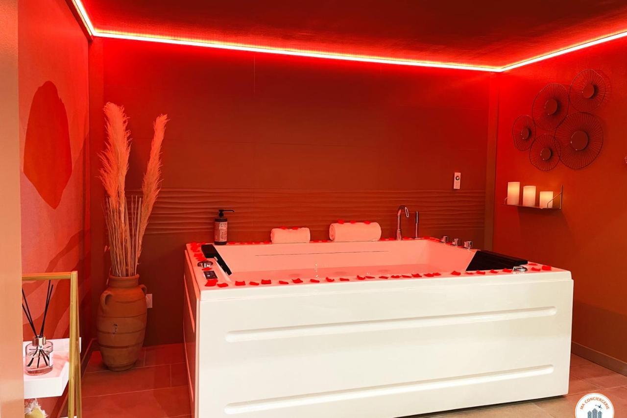 L'Orient-Express - Jacuzzi Spa - Parking - Loft Χάβρη Εξωτερικό φωτογραφία